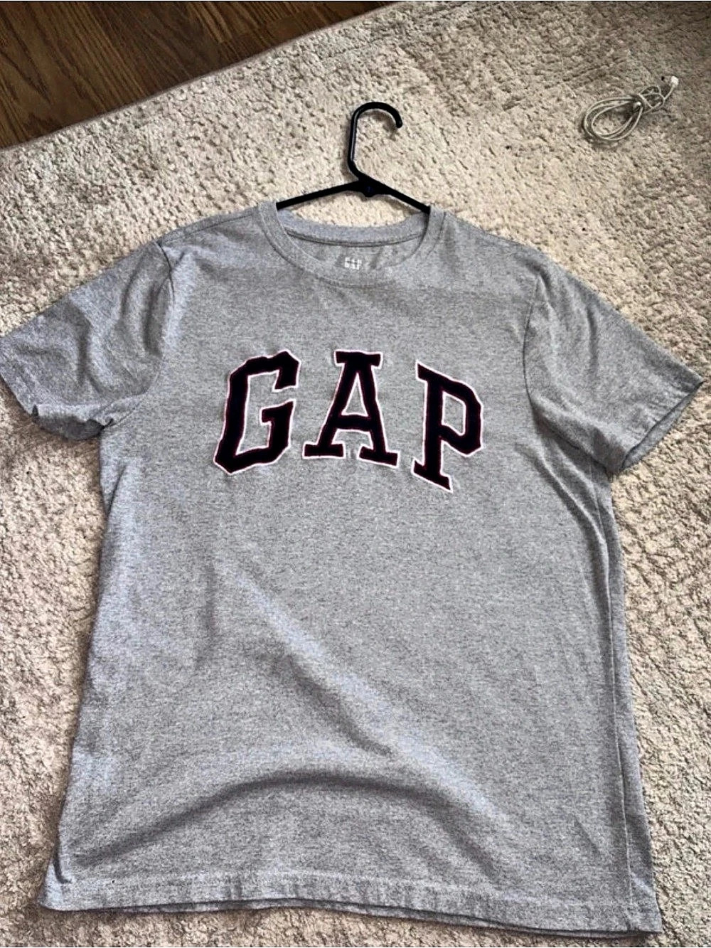 Gap Arch Logo T-Shirt Logo T-Shirt in Gray Size Medium Like New